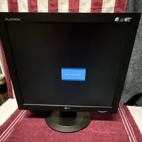 L1932TQ-BF LG Flatron Lcd Monitor Vga Dvi Flat Screen