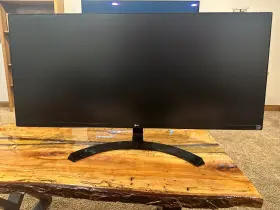 LG-34UM61-P LG Ultrawide Ips Monitor