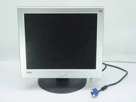 LT773S MAG INNOVISION Flat Screen Monitor Scratches