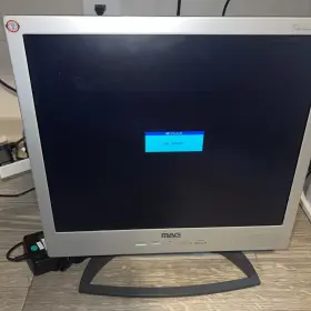 LT776S MAG INNOVISION Monitor Platinum