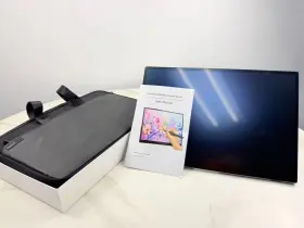MG156-UT01 MAGEDOK Oled Touchscreen Monitor