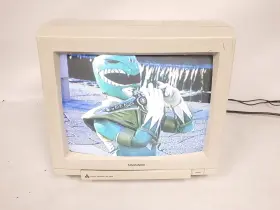 CM8762 MAGNAVOX Gaming Crt Rca Television Monitor Box