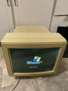 LM-1764 MICRON Svga Monitor Gaming #2