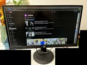 MPCP28UHD MONOPRICE Uhd Monitor Rotating Stand