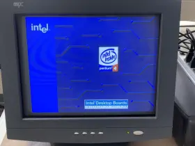 MNN001193-00 MPC Gaming Crt Monitor Box Manual