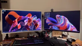 LC32FWUXEN MSI SAMSUNG Mag Wqhd Fhd Monitors Seperate