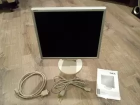 1770VX NEC Multisync Lcd Tilt Swivel Monitor Vga Power Cables