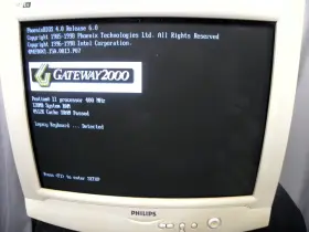 107E4 PHILIPS Vga Crt Monitor Gaming