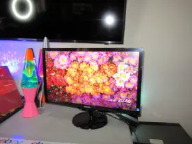 247E PHILIPS Led Monitor Softblue Hdmi Spkrs #2