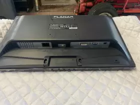 997-7039-00 PLANAR Touchscreen Monitor Pxl #2