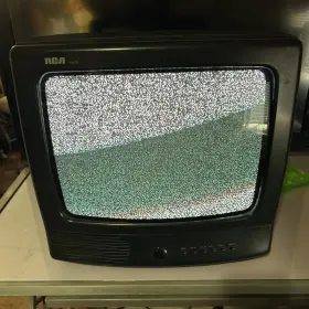 E13201BK RCA Gaming Crt Television Monitor