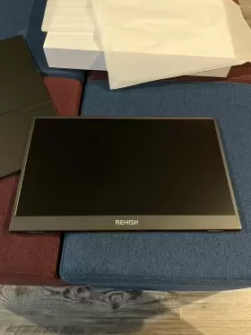 RE-15.6SC REHISK Monitor Fhd Smart Cover