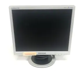 701N SAMSUNG Syncmaster Monitor