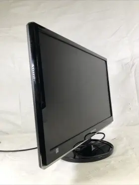 LS24KIQRBQ-XAC SAMSUNG Monitor #3