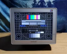 793MB SAMSUNG Shadow Mask Crt Vga Gaming Monitor Syncmaster