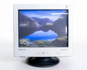 955DF SAMSUNG Syncmaster Crt Monitor #2