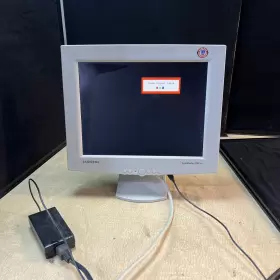 D-20240430-CB.10 SAMSUNG Syncmaster Tft Lcd Flat Panel