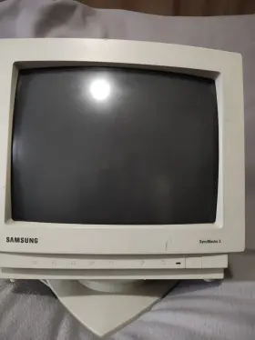 CQA4147 SAMSUNG Syncmaster Crt Monitor #2