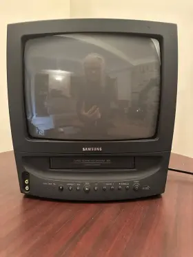 CXJI352 SAMSUNG Crt Tv Vcr Gamer