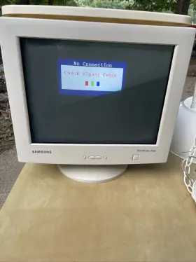 DS17KSBL SAMSUNG Syncmaster Magic Bright Crt Vga Monitor #2