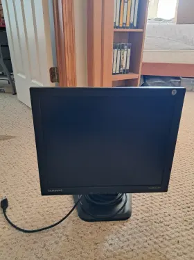 LS19MEDSSQ-XSS SAMSUNG Syncmaster Lcd Monitor Screen