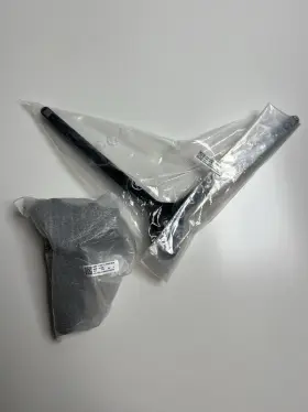 LS24AM506NNXZA SAMSUNG Stand Legs Feet