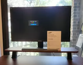 LU28E590DS-ZA SAMSUNG Widescreen Led Monitor Speakers