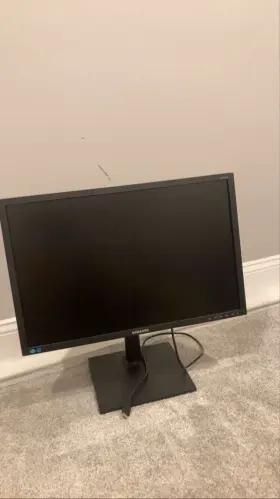 S22E450B SAMSUNG Wall Mountable Led Monitor