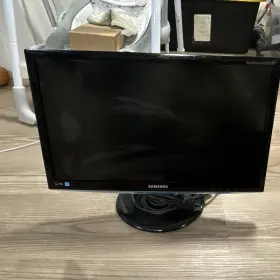 S23B310 SAMSUNG Syncmaster Lcd Monitor