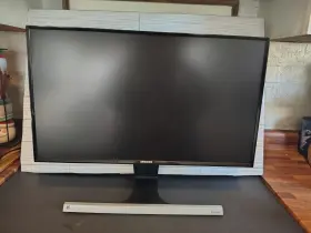 S24D590L SAMSUNG Led Monitor Hdmi Vga Gaming Casual