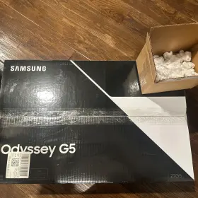 S27CG556EN SAMSUNG Odyssey Box