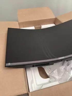 S32C394EAN SAMSUNG Essential Curved Monitor Cracked Screen #2