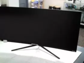 C305B-200 SCEPTRE Monitor #2