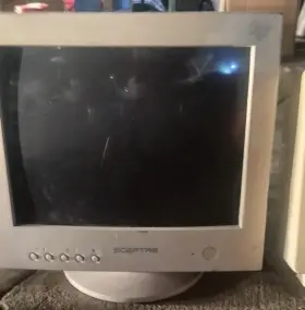 D73P SCEPTRE Gaming Dragon Crt Vga Monitor