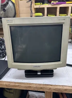 CPD-1304 SONY Trinitron Monitor Pin Connector Gaming