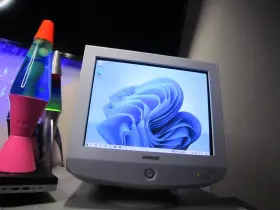 HMD-A240R SONY Trinitron Crt Monitor