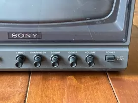PVM-122 SONY Monochrome Video Monitor Power #3