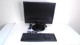 VS11354 VIEWSONIC Monitor Vs Logitech Keyboard