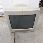 13.5" Hp Hewlett Packard Pavilion M50 D5258a Crt Retro Gaming Computer Monitor. Fixed Price $99.00.
