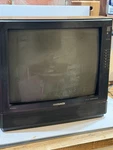 Magnavox Rs5260 Total Monitor Stereo Crt 19 Inch Television Wood Grain Read. Fixed Price $100.00.