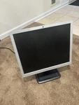 Hp Le1911 Em887a Lcd Monitor 19" Vga With Stand Grade A. Fixed Price $24.99.