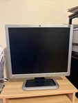 Hp L1910 19" Lcd Monitor Vga Display 1280x1024 Square Screen Pre-owned. Fixed Price $40.00.