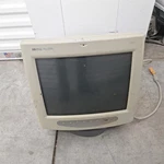 Hp D5259a Pavilion M70 17-inch Crt Vga Pc Monitor 1999 Gray With Side Speakers. Fixed Price $119.88.