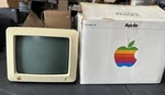 Apple Iic Computer Monitor G090s A2m4090 With Original Box. Fixed Price $490.00.