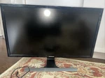 Samsung Ue590 28 Inch Widescreen Led Monitor With Built In Speakers. Fixed Price $115.00.