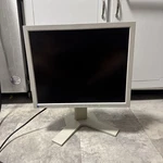Eizo L465 Flexscan Class Color Lcd Monitor/ Viewable Image Size 16". Fixed Price $111.00.
